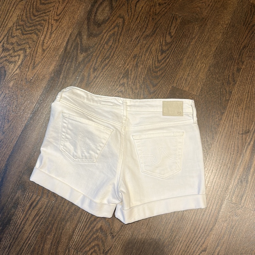 AG The Hailey ex-boyfriend white shorts. Size 25 - Picture 4 of 4